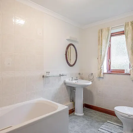 The Smithy - Uk49963